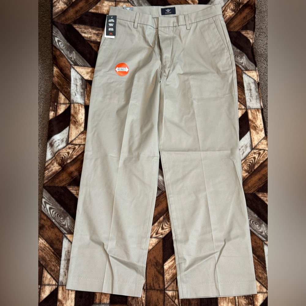 Dockers Tan Chinos Classic Style